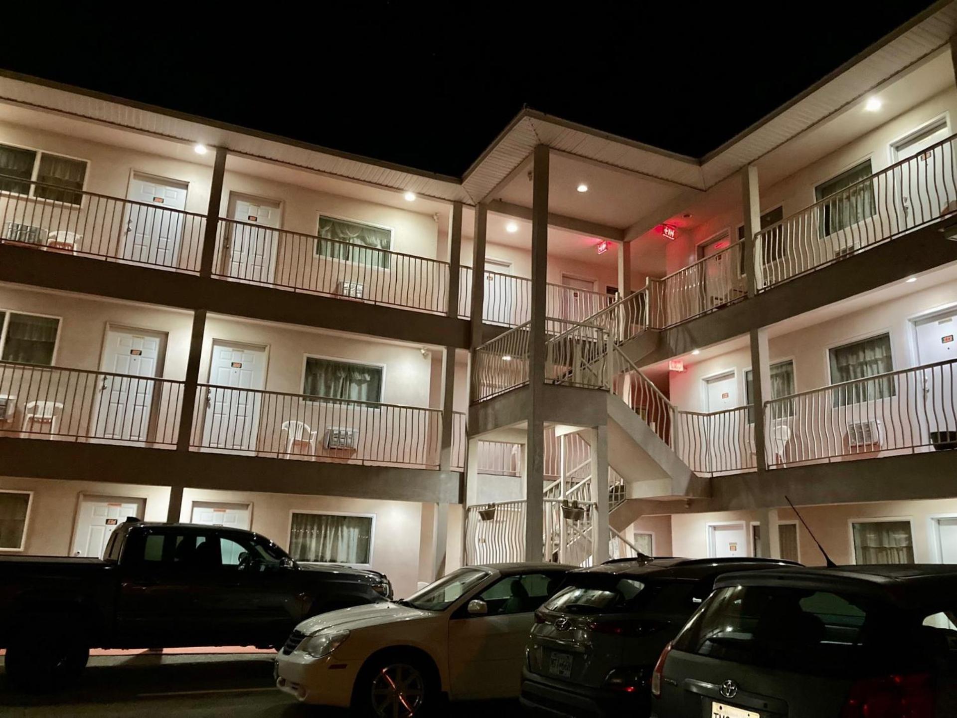 غراند فوركس Motel 99 المظهر الخارجي الصورة